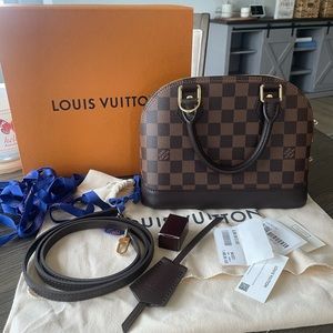 ❌SOLD❌Authentic Louis Vuitton Alma BB Damier